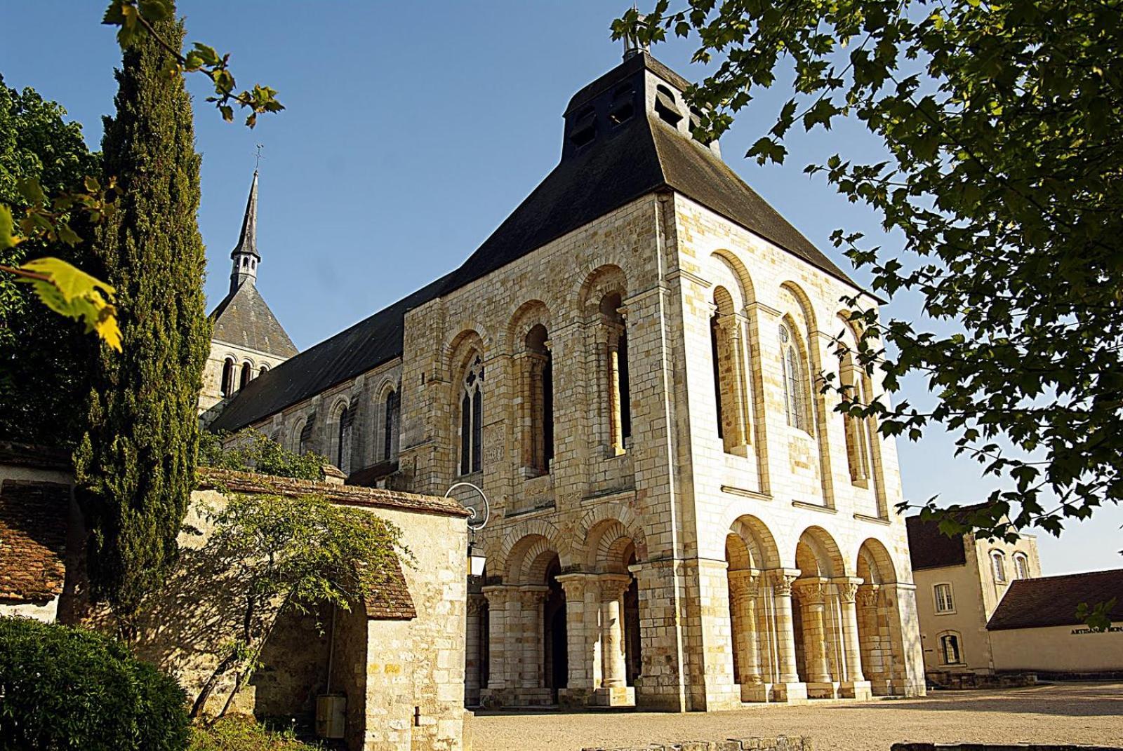 Logis Hotel Restaurant Du Labrador Saint-Benoit-sur-Loire ภายนอก รูปภาพ