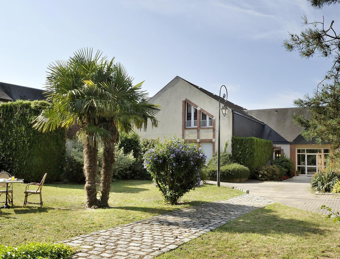 Logis Hotel Restaurant Du Labrador Saint-Benoit-sur-Loire ภายนอก รูปภาพ