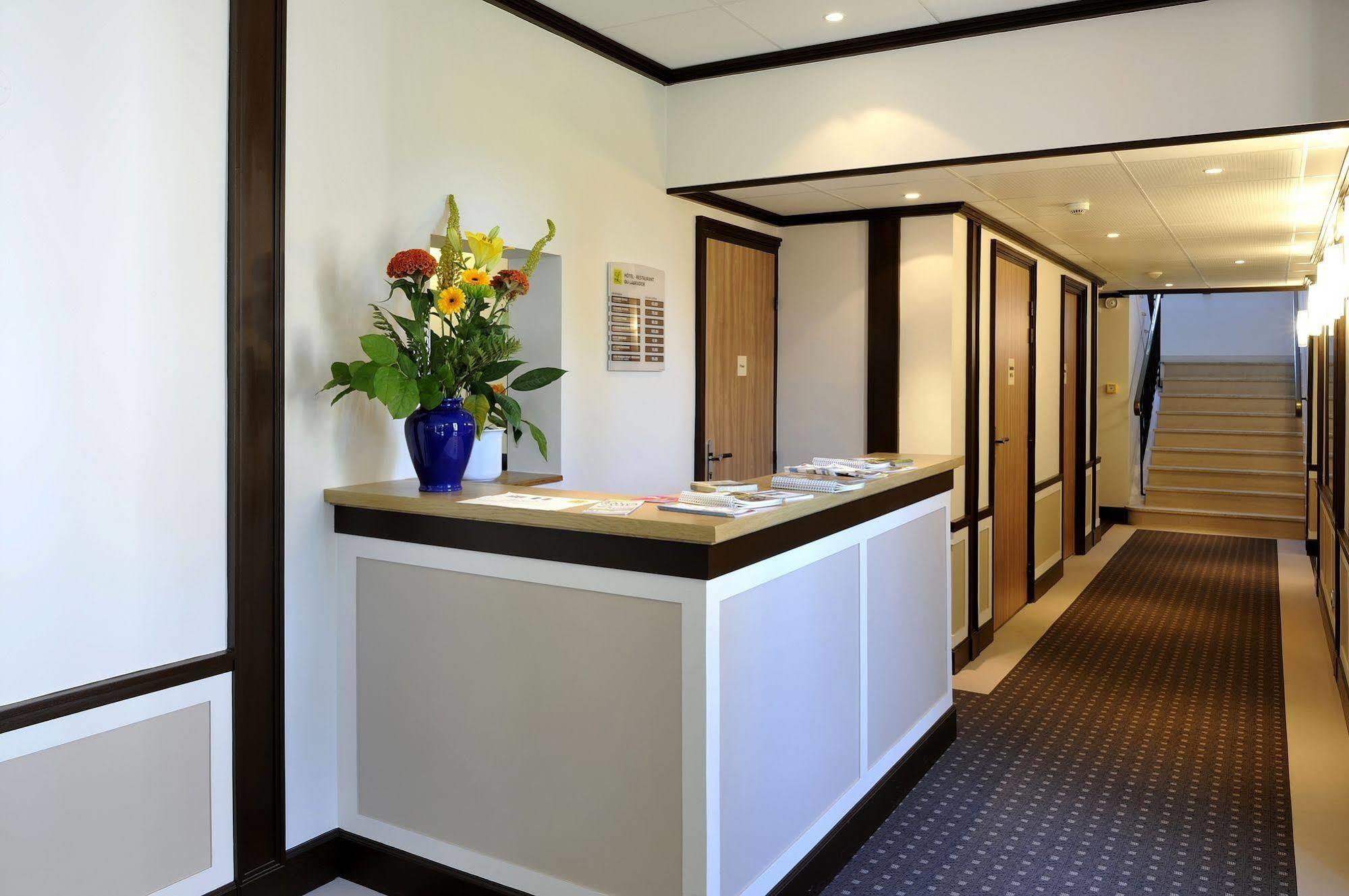 Logis Hotel Restaurant Du Labrador Saint-Benoit-sur-Loire ภายนอก รูปภาพ