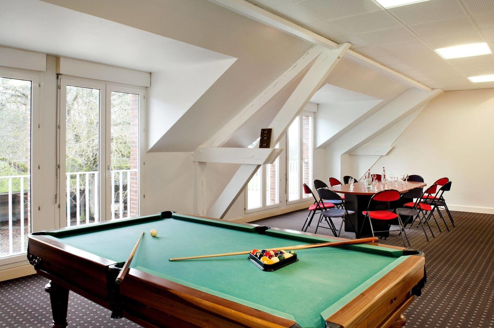 Logis Hotel Restaurant Du Labrador Saint-Benoit-sur-Loire ภายนอก รูปภาพ